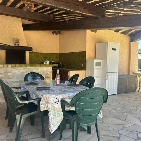 Peaceful Getaway Just Outside Your Riviera House سا لُرون دو فار